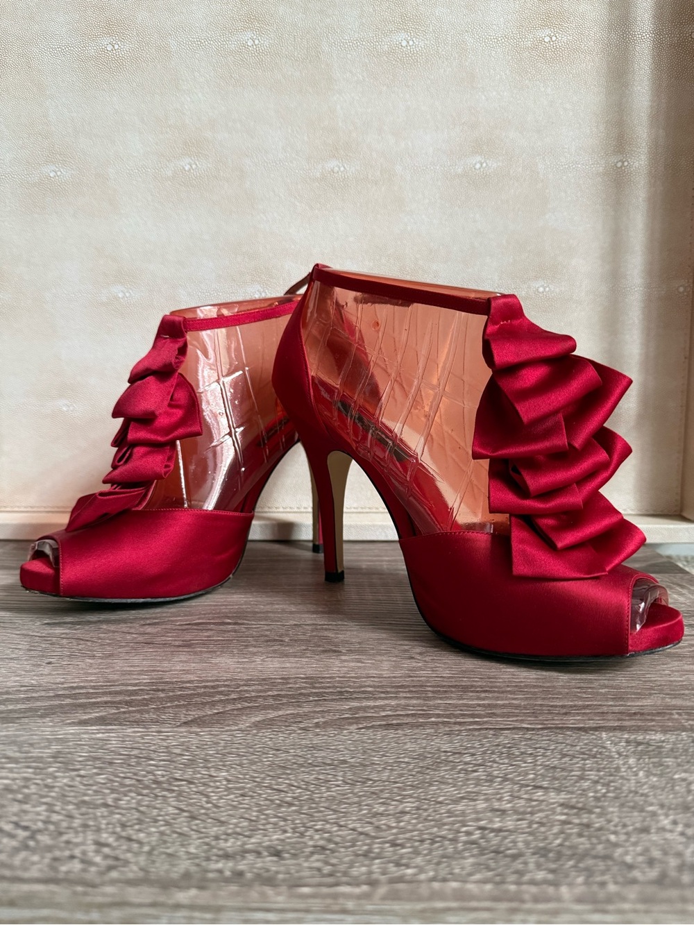 Worn once! Nina Elga Red Ruffle Peep Toe Stiletto - 10